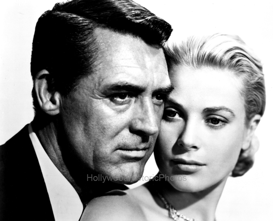 Cary Grant and Grace Kelly 1955 wm.jpg